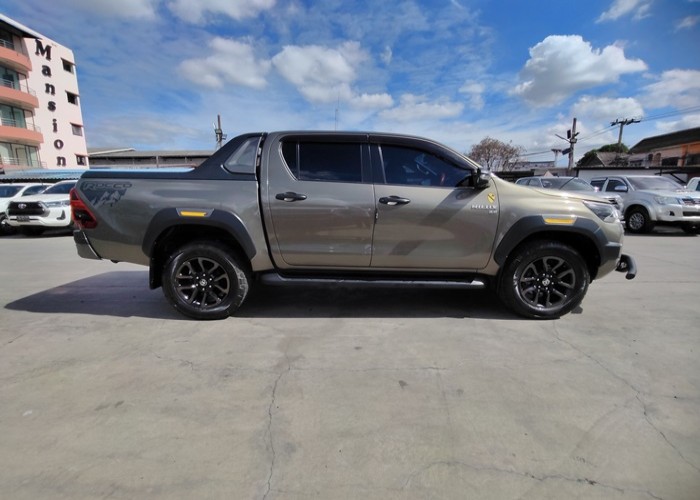 Used 1
                    TOYOTA
                     for Sale Image