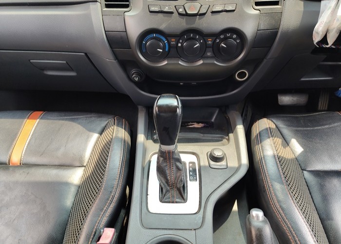 Used 6
                    FORD
                     for Sale Image