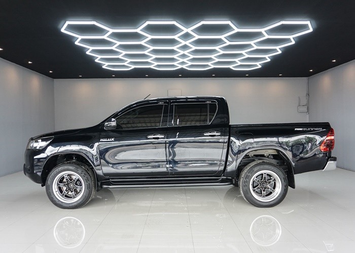 Used 11
                    TOYOTA
                     for Sale Image