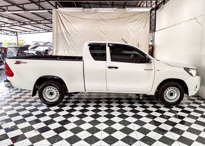 Used 9
                    TOYOTA
                     for Sale Image