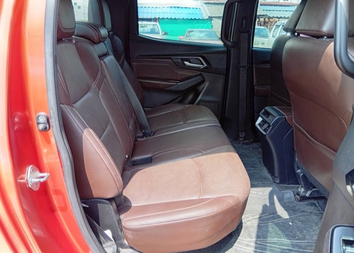 Used 1
                    ISUZU
                     for Sale Image