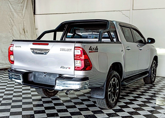 Used 8
                    TOYOTA
                     for Sale Image