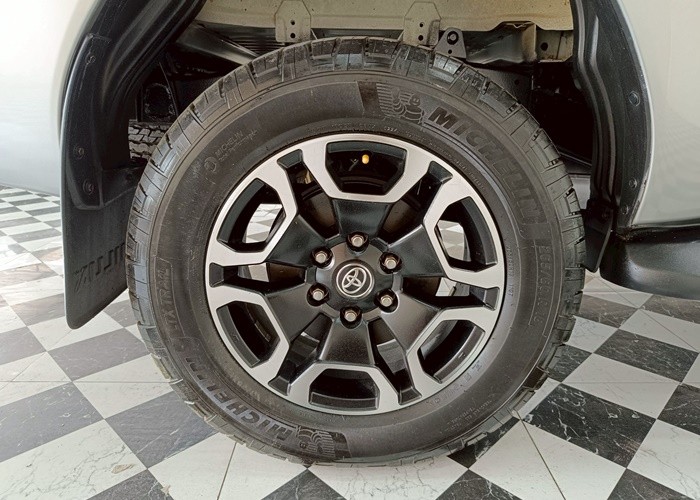 Used 8
                    TOYOTA
                     for Sale Image