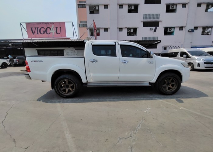 Used 12
                    TOYOTA
                     for Sale Image