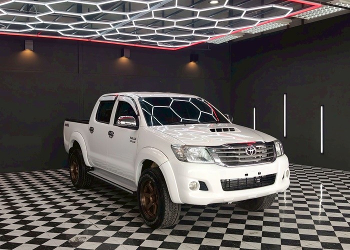 Used 12
                    TOYOTA
                     for Sale Image