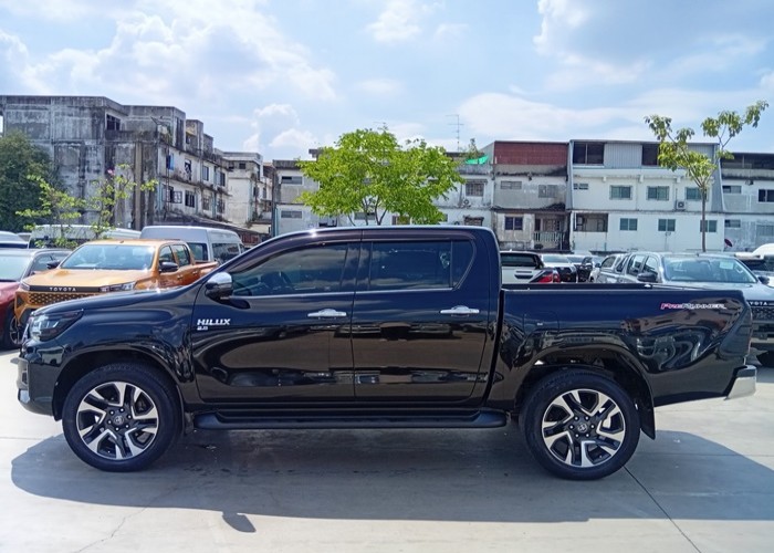 Used 8
                    TOYOTA
                     for Sale Image