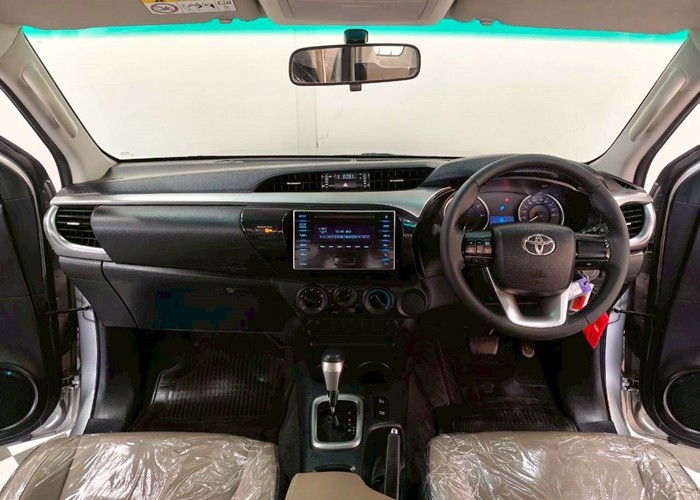 Used 10
                    TOYOTA
                     for Sale Image