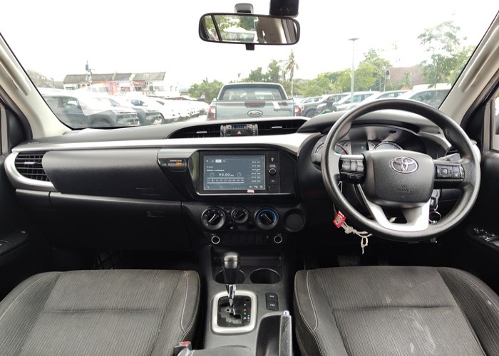 Used 12
                    TOYOTA
                     for Sale Image