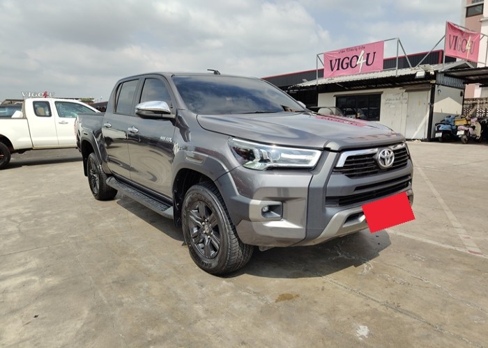Used 12
                    TOYOTA
                     for Sale Image