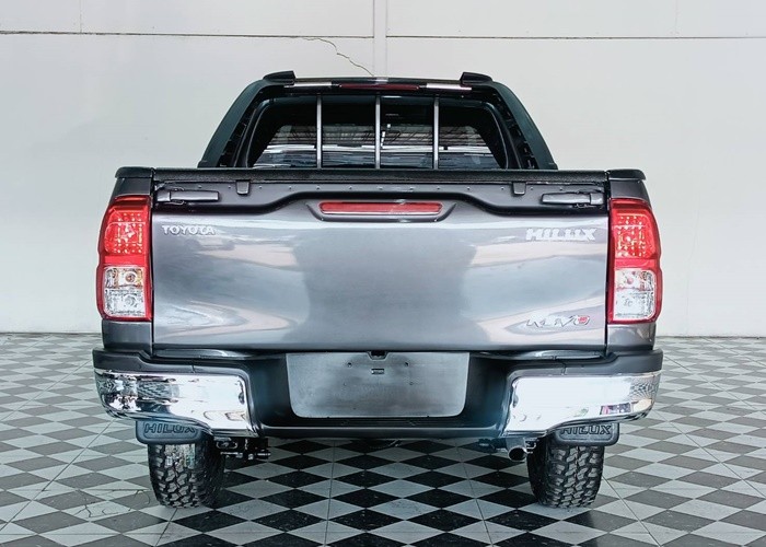 Used 6
                    TOYOTA
                     for Sale Image