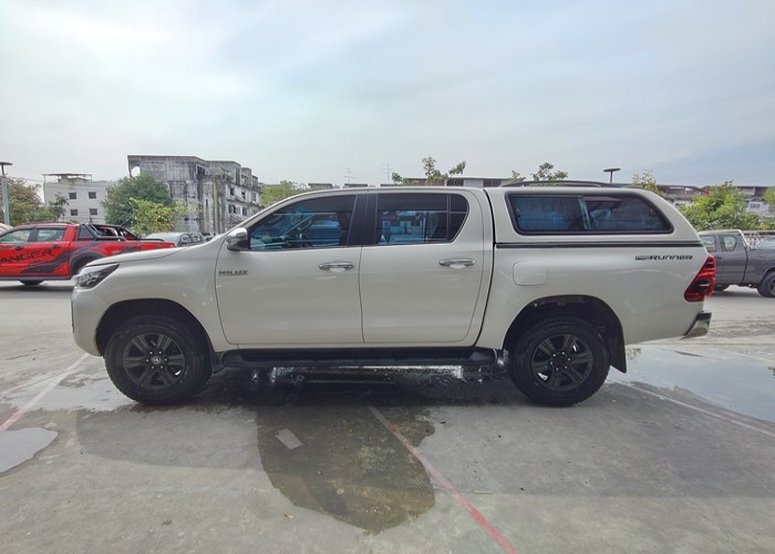 Used 8
                    TOYOTA
                     for Sale Image