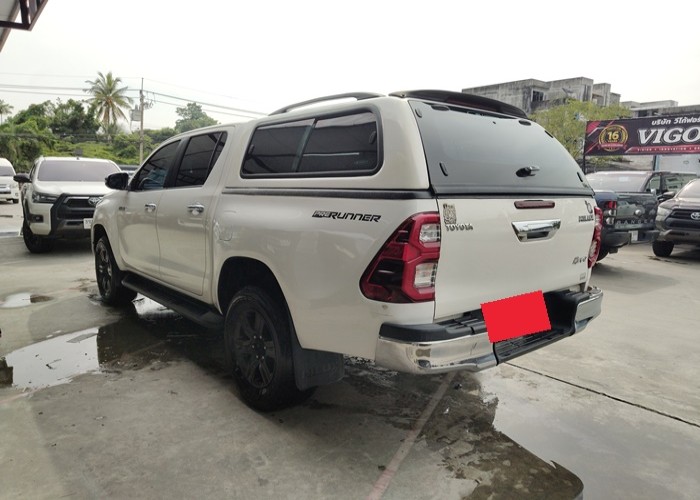 Used 8
                    TOYOTA
                     for Sale Image