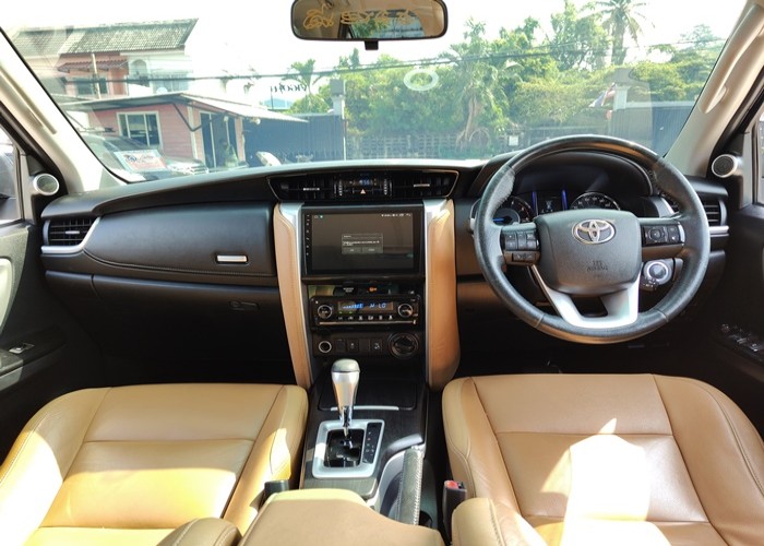 Used 10
                    TOYOTA
                     for Sale Image