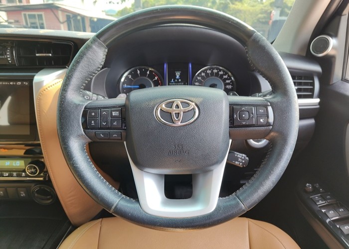 Used 10
                    TOYOTA
                     for Sale Image