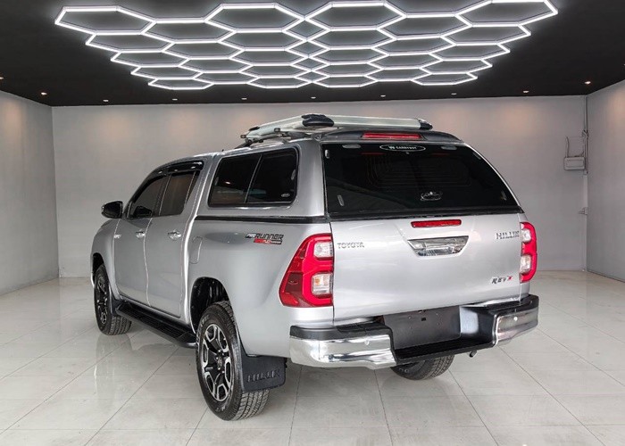 Used 5
                    TOYOTA
                     for Sale Image