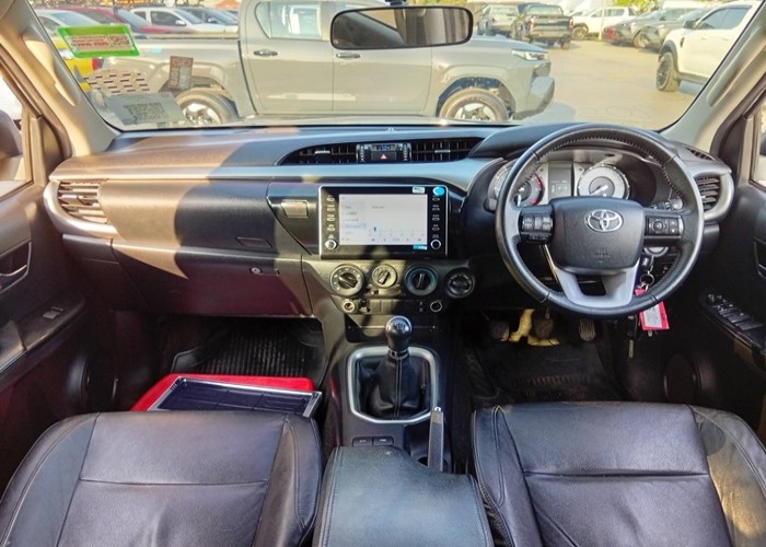 Used 5
                    TOYOTA
                     for Sale Image