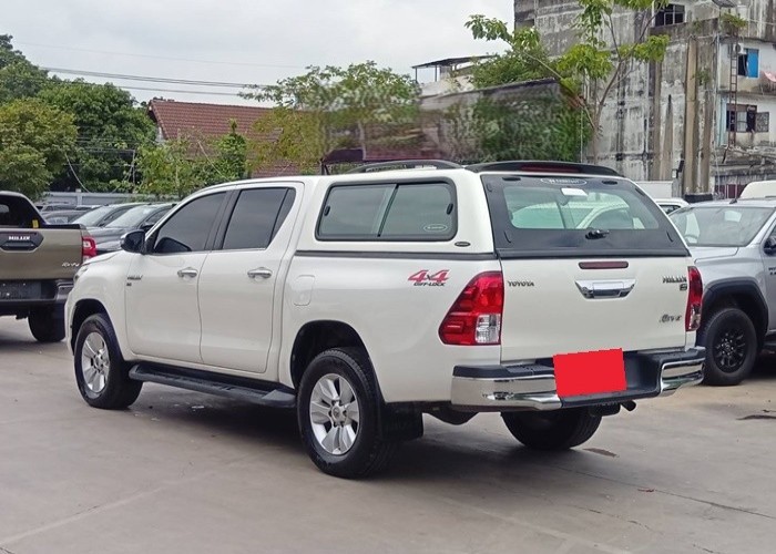 Used 5
                    TOYOTA
                     for Sale Image