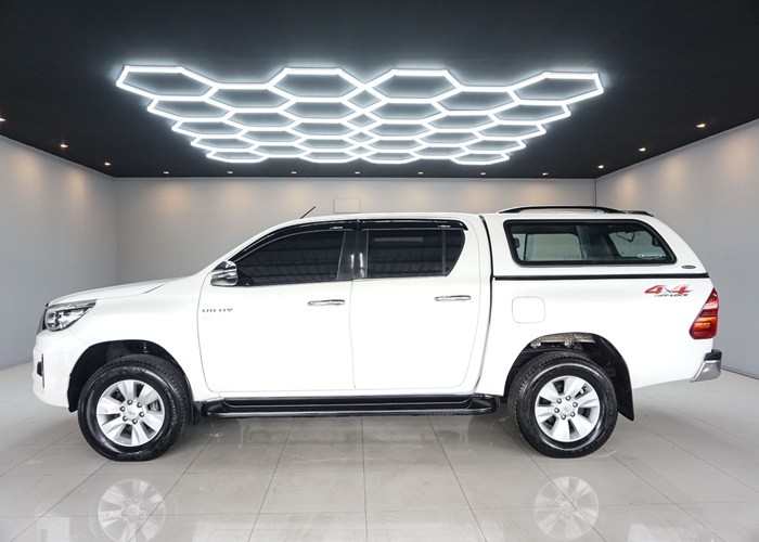 Used 5
                    TOYOTA
                     for Sale Image