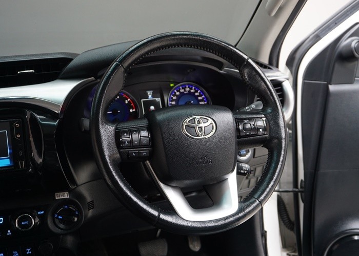 Used 5
                    TOYOTA
                     for Sale Image