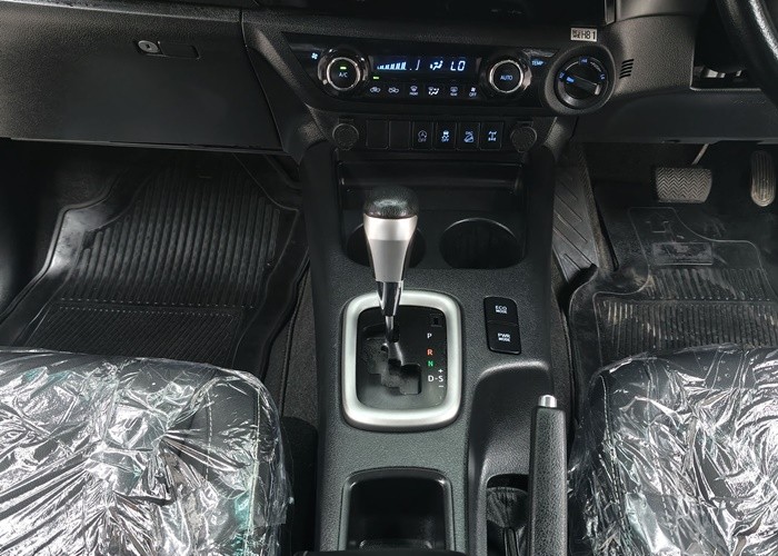 Used 5
                    TOYOTA
                     for Sale Image