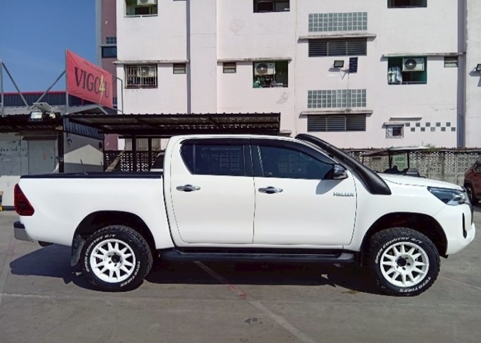 Used 11
                    TOYOTA
                     for Sale Image