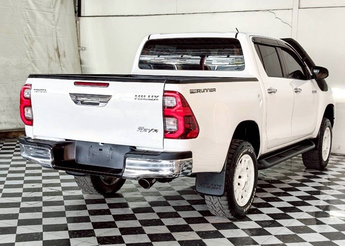 Used 11
                    TOYOTA
                     for Sale Image