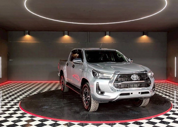 Used 5
                    TOYOTA
                     for Sale Image