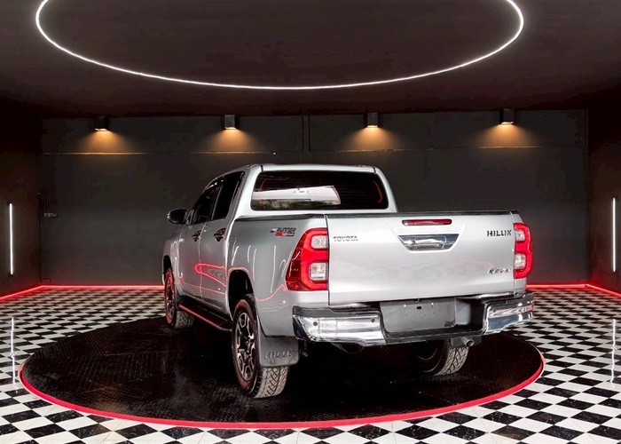 Used 5
                    TOYOTA
                     for Sale Image