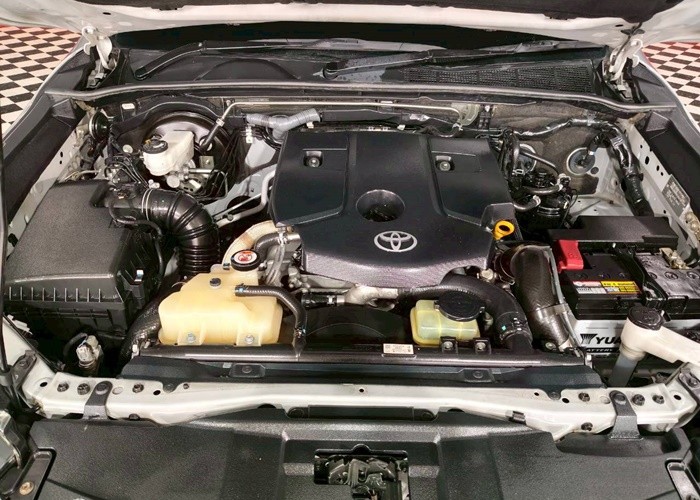 Used 5
                    TOYOTA
                     for Sale Image