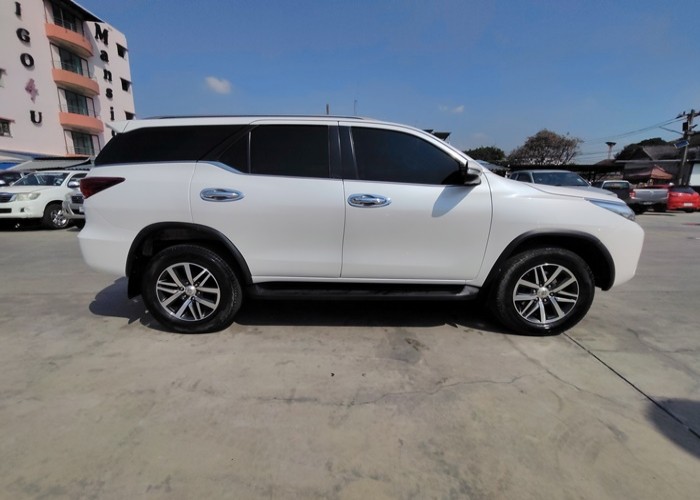 Used 7
                    TOYOTA
                     for Sale Image