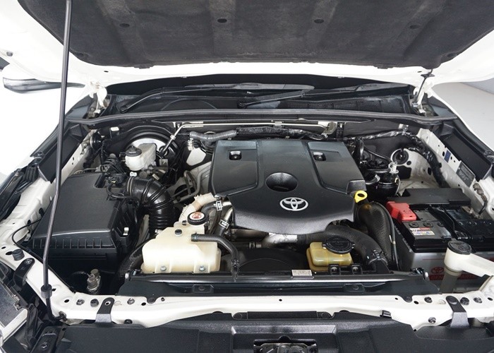 Used 5
                    TOYOTA
                     for Sale Image
