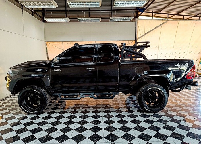 Used 4
                    TOYOTA
                     for Sale Image