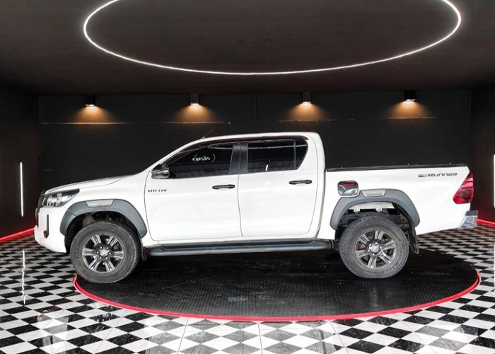 Used 10
                    TOYOTA
                     for Sale Image