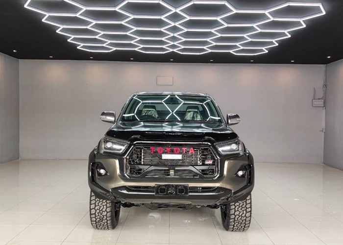 Used 6
                    TOYOTA
                     for Sale Image