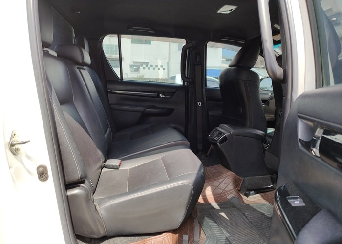 Used 9
                    TOYOTA
                     for Sale Image