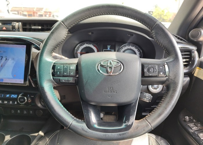 Used 9
                    TOYOTA
                     for Sale Image