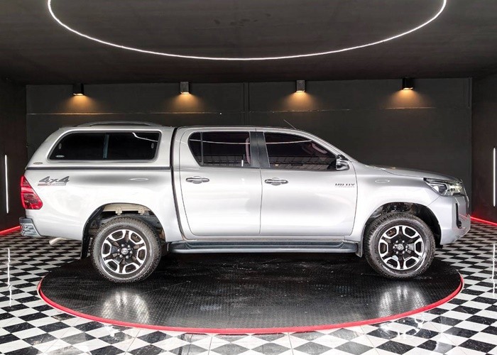 Used 5
                    TOYOTA
                     for Sale Image