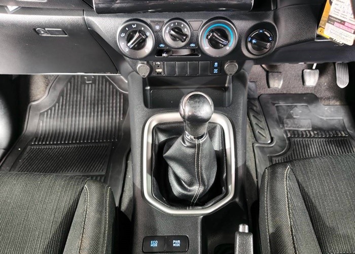 Used 5
                    TOYOTA
                     for Sale Image