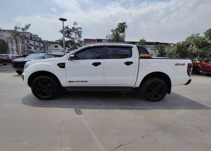 Used 6
                    FORD
                     for Sale Image