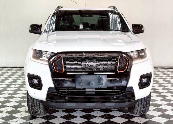 Used 6
                    FORD
                     for Sale Image