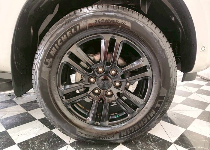 Used 6
                    FORD
                     for Sale Image