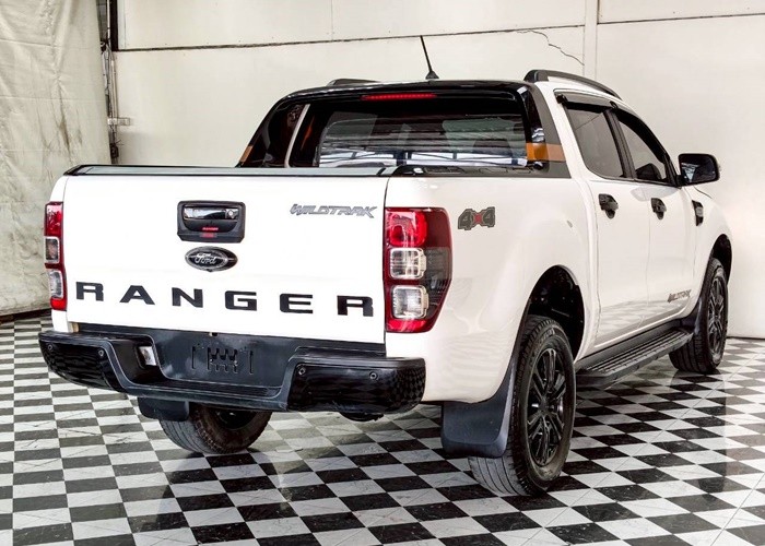 Used 6
                    FORD
                     for Sale Image