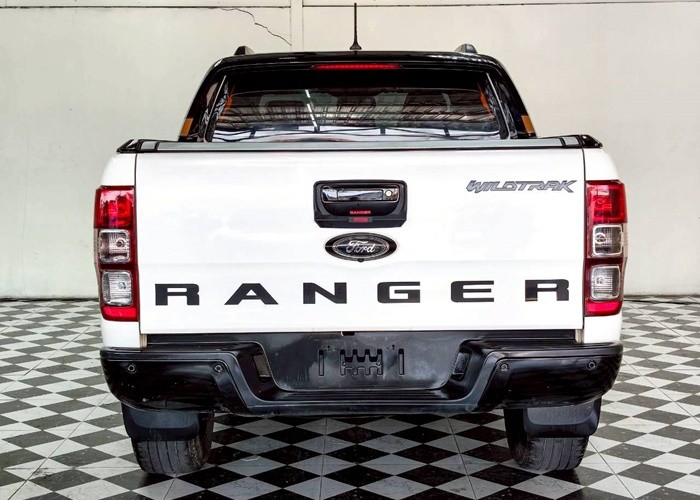 Used 6
                    FORD
                     for Sale Image