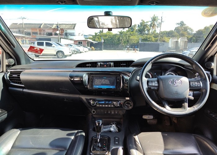 Used 7
                    TOYOTA
                     for Sale Image