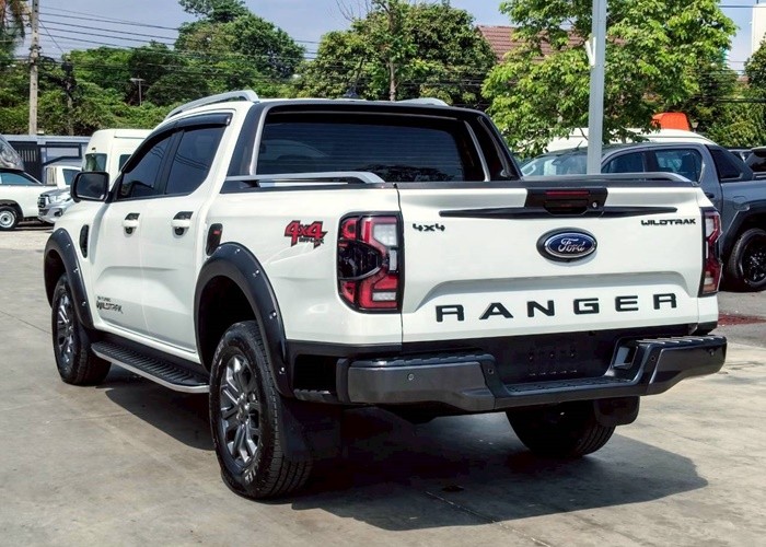 Used 10
                    FORD
                     for Sale Image