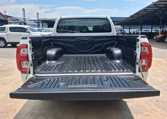 Used 7
                    TOYOTA
                     for Sale Image