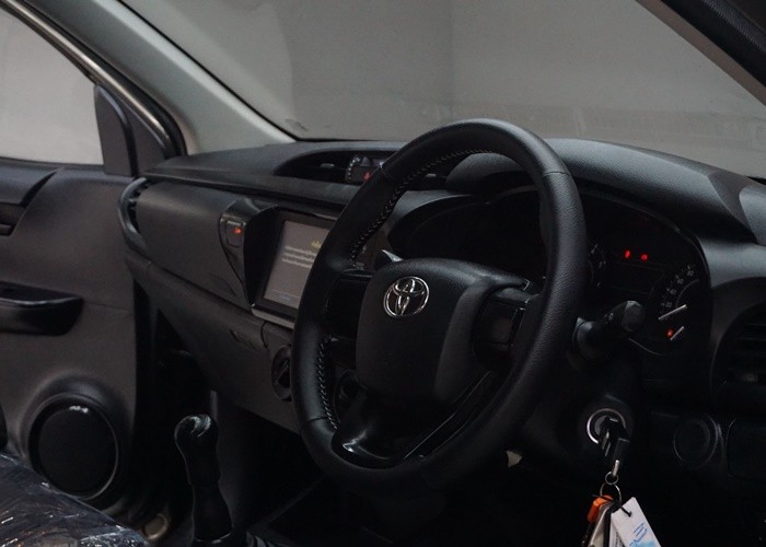 Used 5
                    TOYOTA
                     for Sale Image