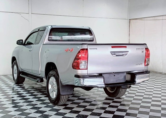 Used 8
                    TOYOTA
                     for Sale Image