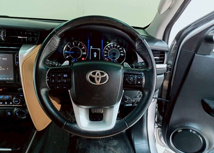 Used 8
                    TOYOTA
                     for Sale Image