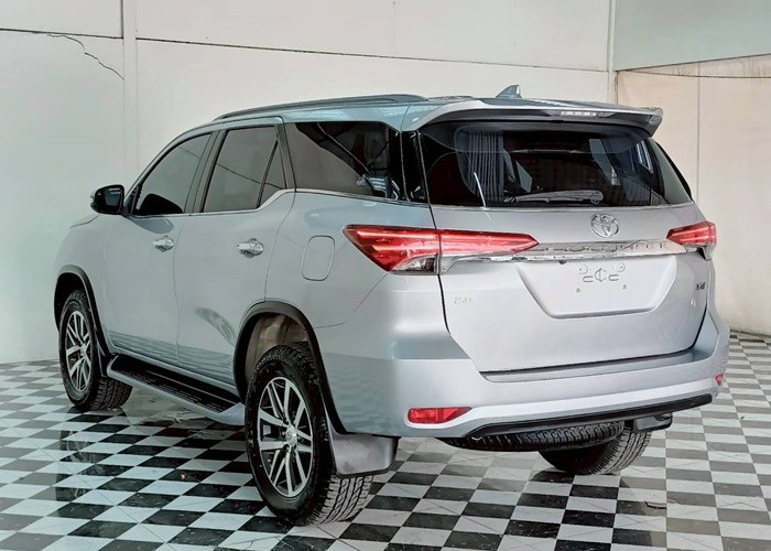 Used 8
                    TOYOTA
                     for Sale Image